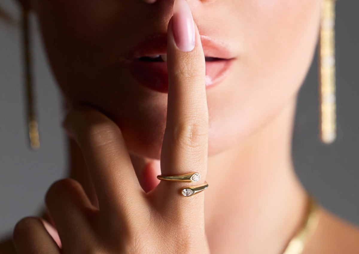How to Gift Fine Jewelry Without Knowing Her Size