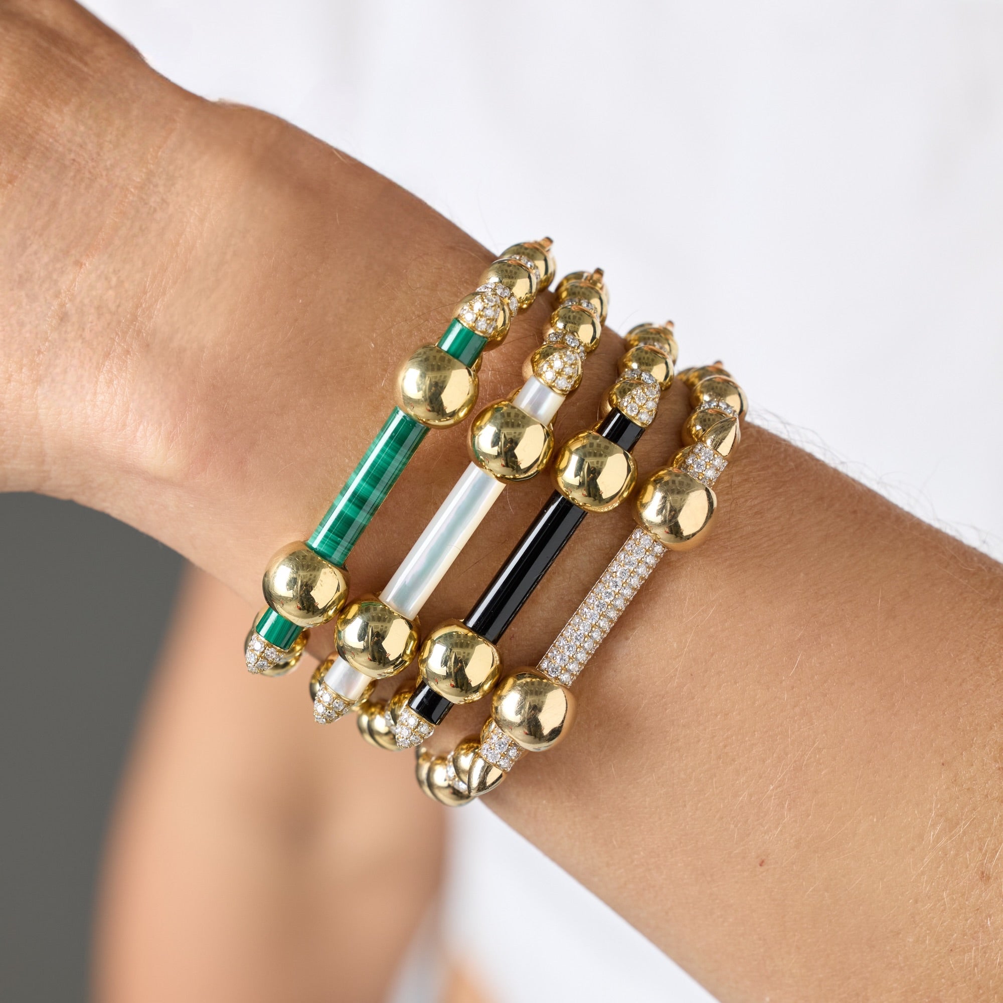 Pavé Diamond Bar Bangle in 18K Yellow Gold