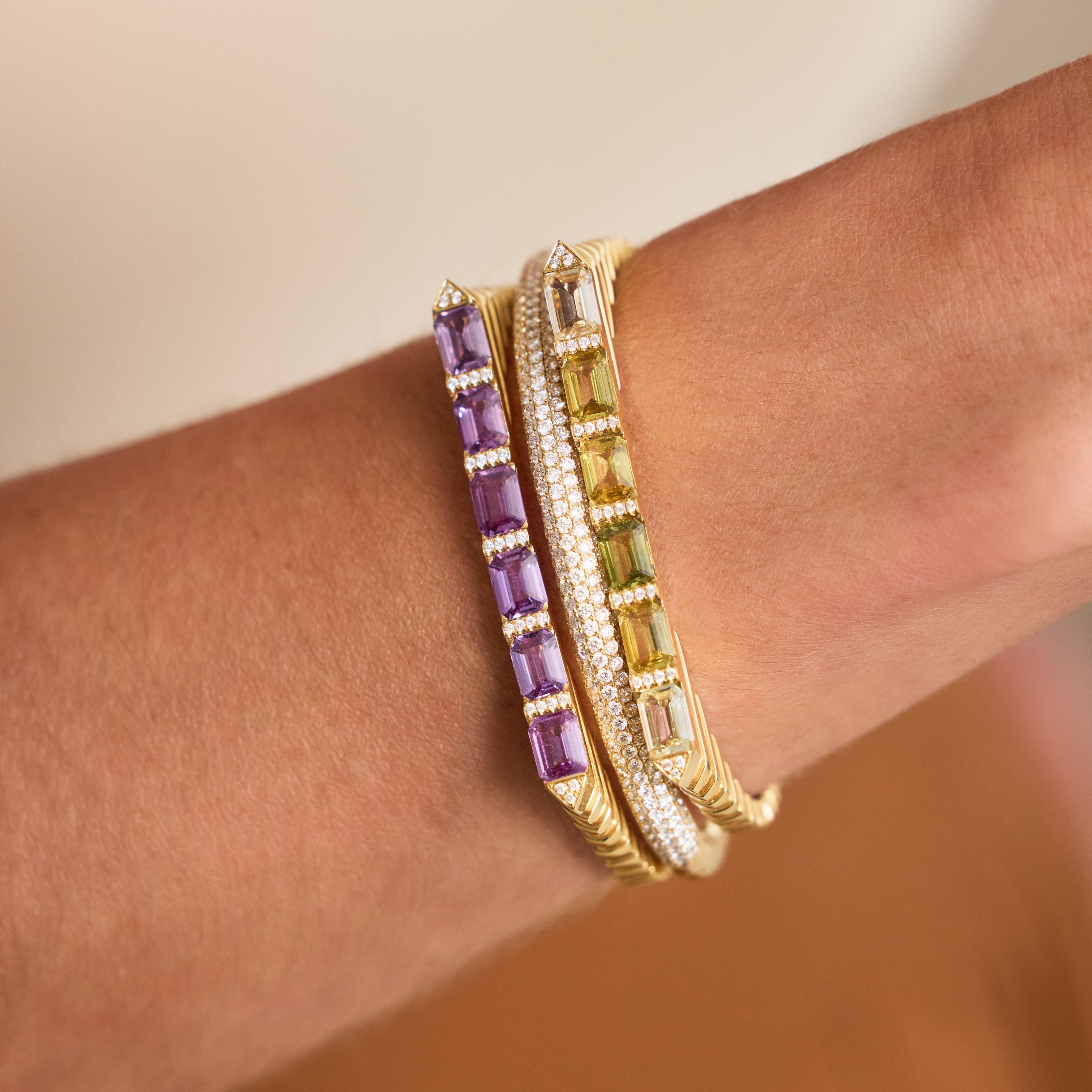 Pavé Diamond Bangle Bracelet in 18K Gold