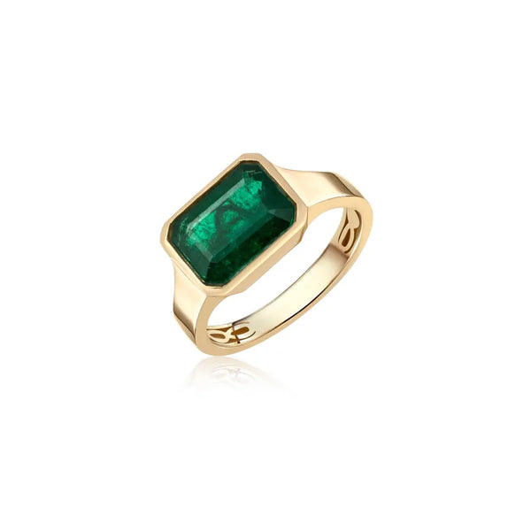 Rectangular Emerald Cocktail Ring in 18K Yellow Gold | JJ Jewelry Miami