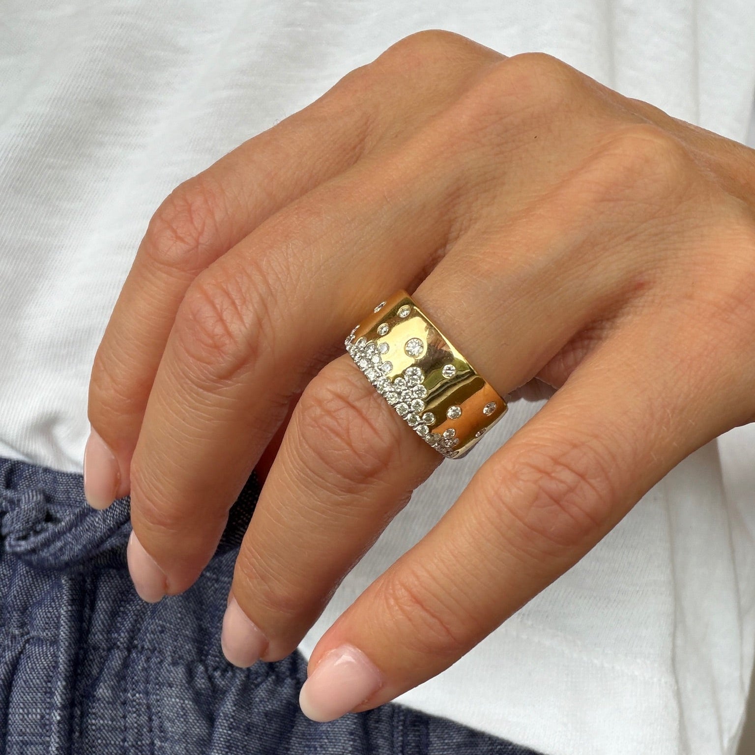 Diamond Stardust Wide Band Ring in 18K Yellow Gold