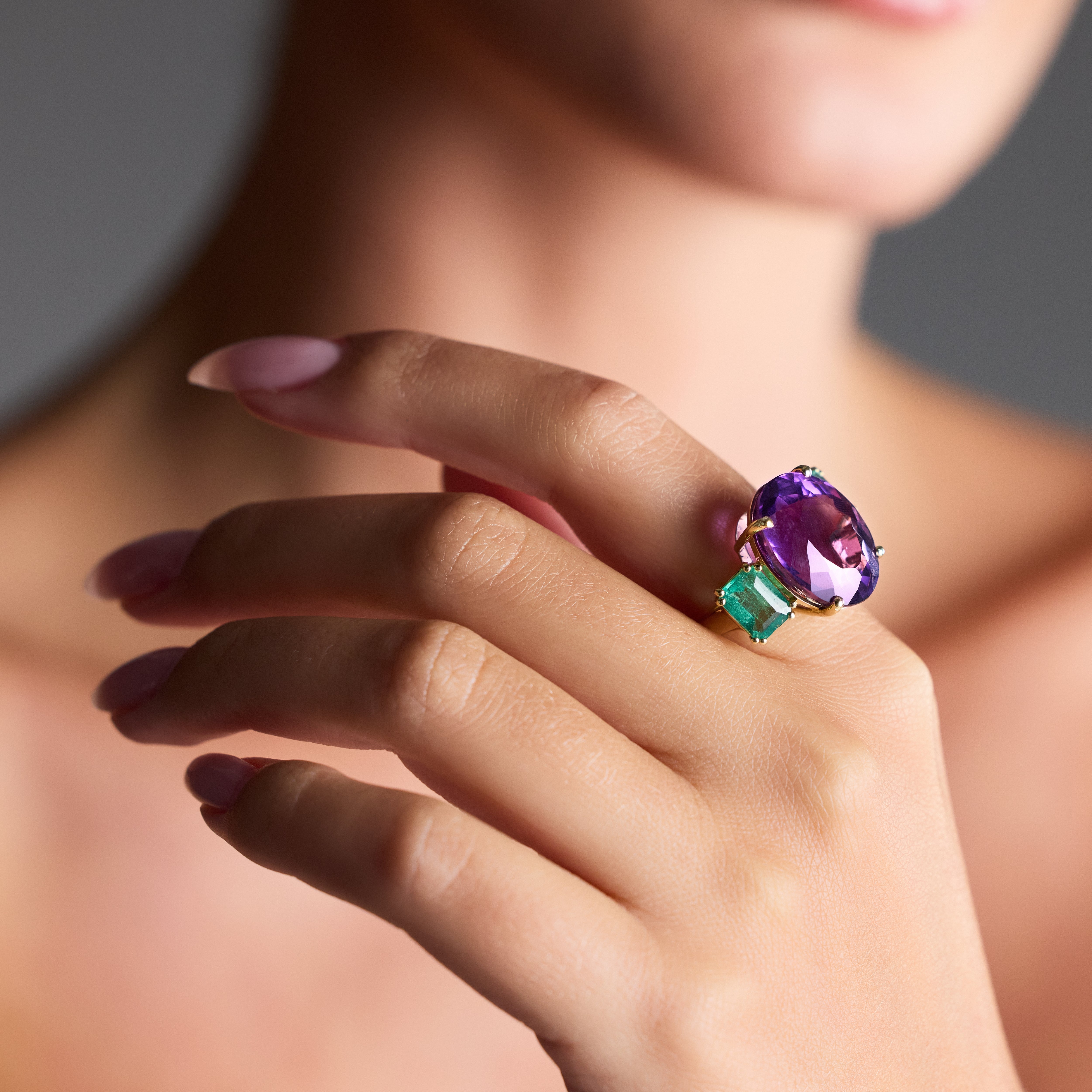 Oval Amethyst & Emerald Three-Stone Ring in 18K Yellow Gold