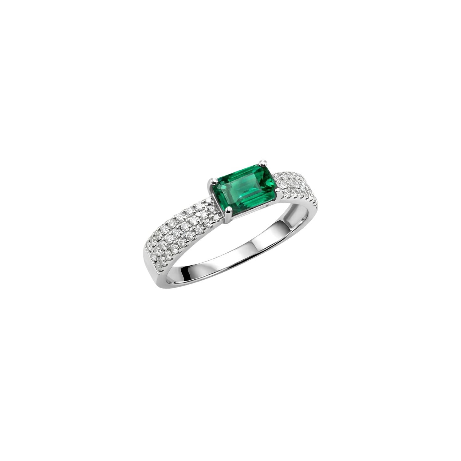 jj-jewelry-emerald-ring-lifestyle