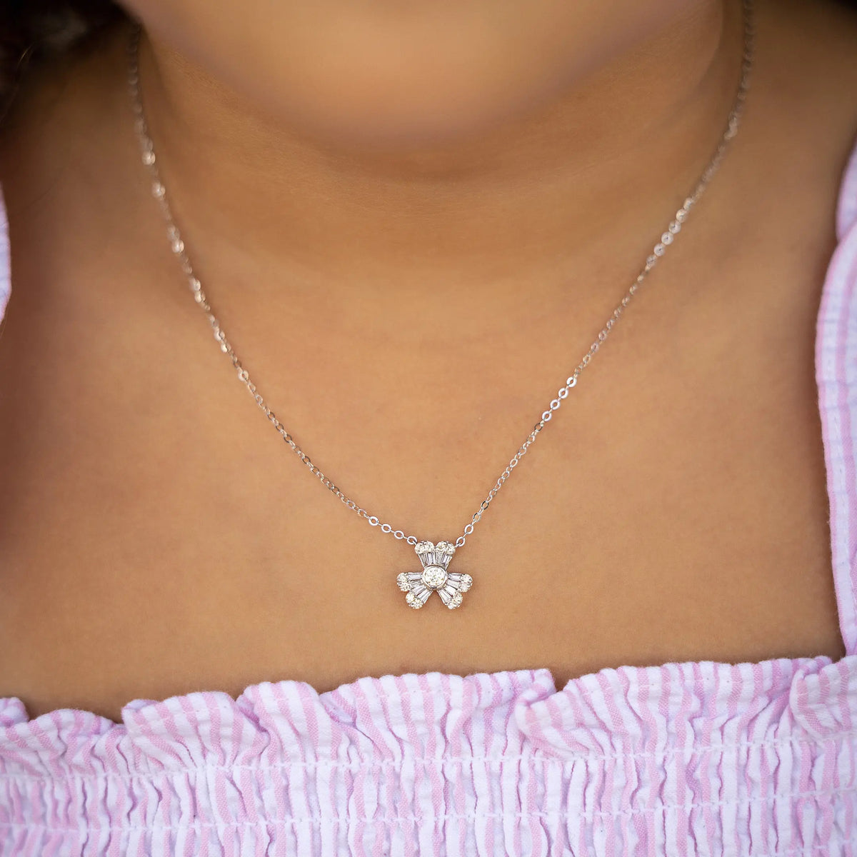 Pavé Diamond Clover Pendant Necklace in 18K White Gold, on model | JJ Jewelry Miami