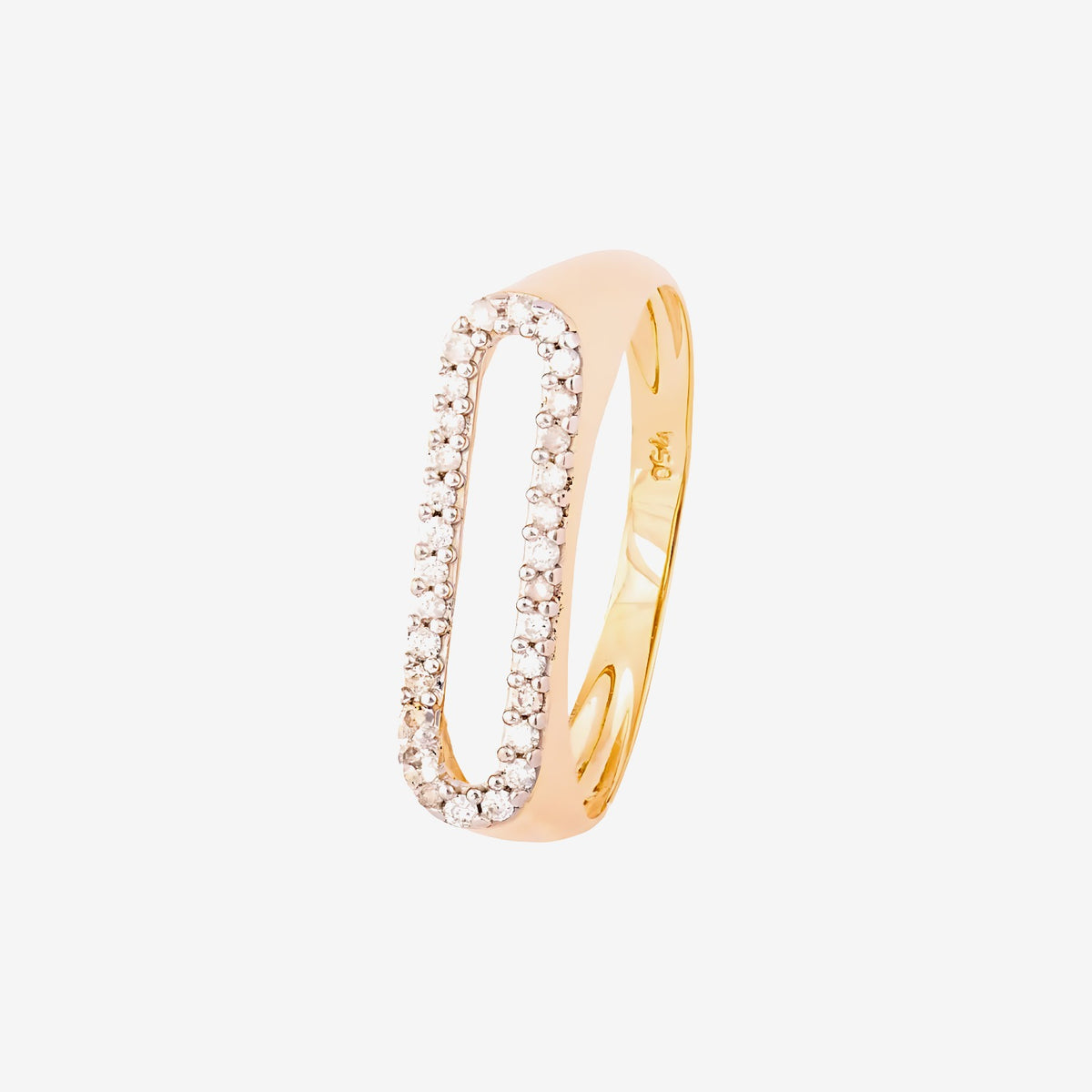 Pavé Diamond Letter Ring, Letter O in 18K Yellow Gold | JJ Jewelry
